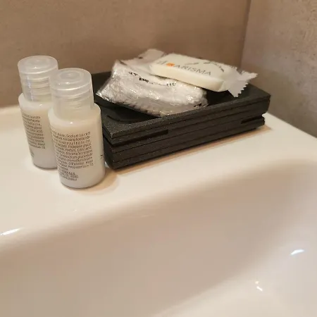 Apartamento Di Fronte All'ospedale *