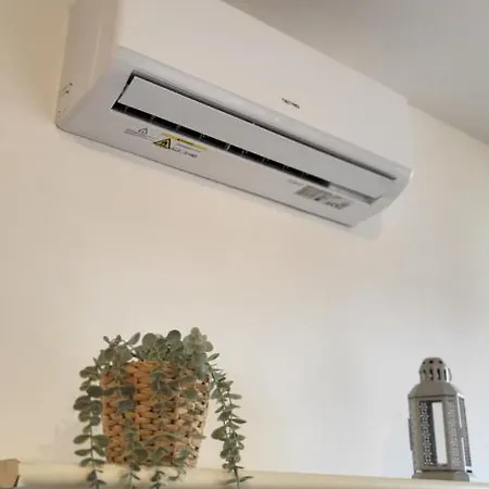 Di Fronte All'ospedale *