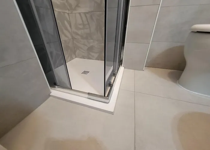 Apartment Di Fronte All'ospedale Modena