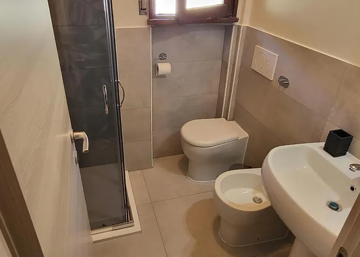 Di Fronte All'ospedale *