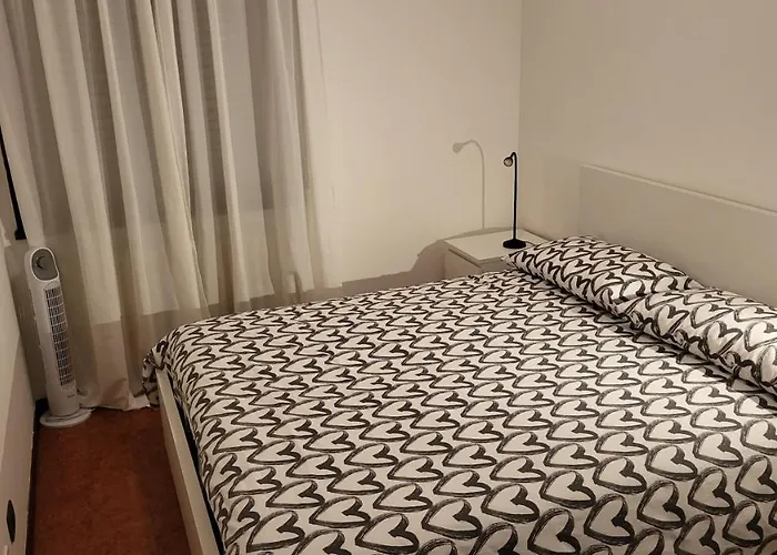 Apartment Di Fronte All'ospedale Modena